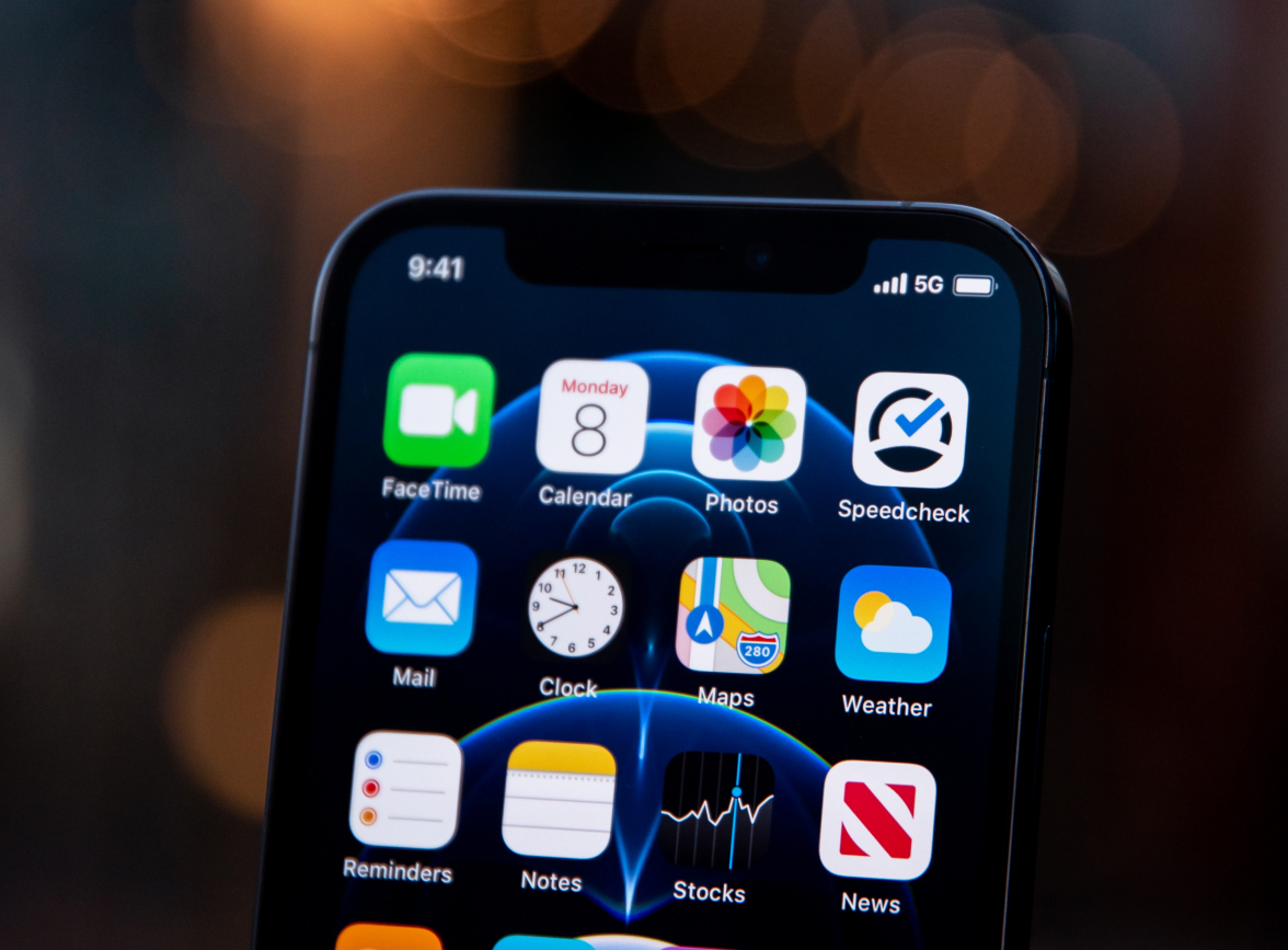 赵县苹果手机维修分享为什么 iPhone 12 在冬季会自动关机 